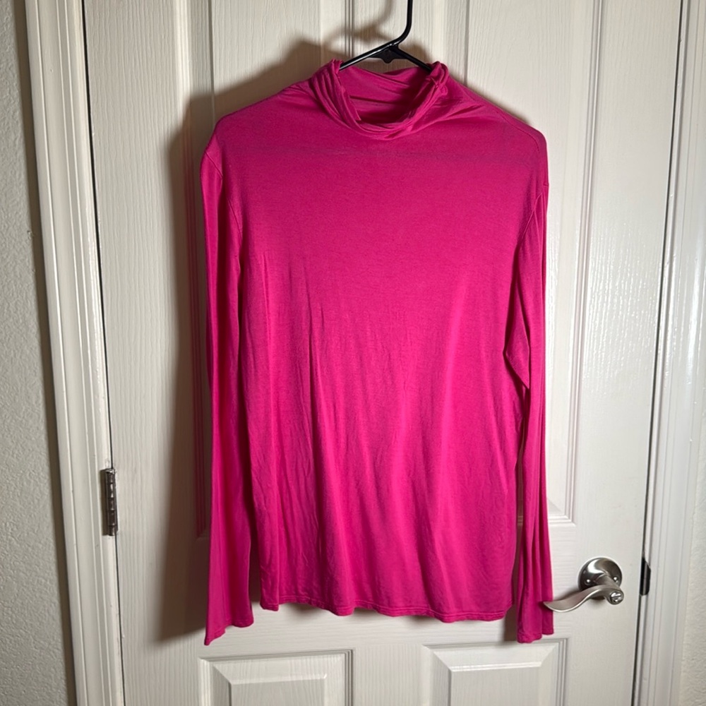 Long sleeve turtle neck